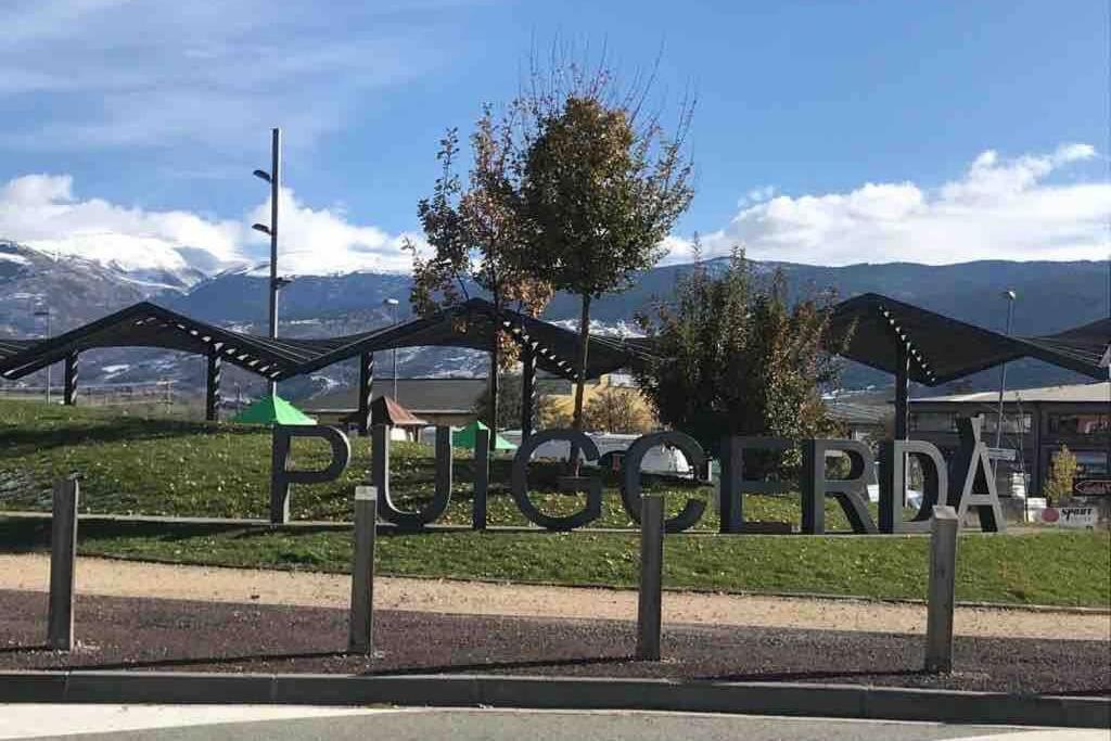Puigcerdá Centro. Acogedor apartament en el pueblo Puigcerdà Exterior foto